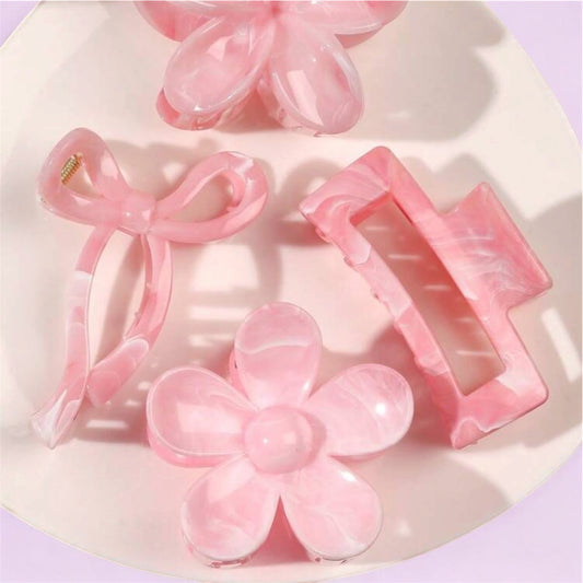 4 Hair Clips ٤ كلبسات شعر