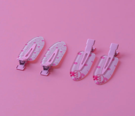 4 Hair Clips ٤ كلبسات شعر
